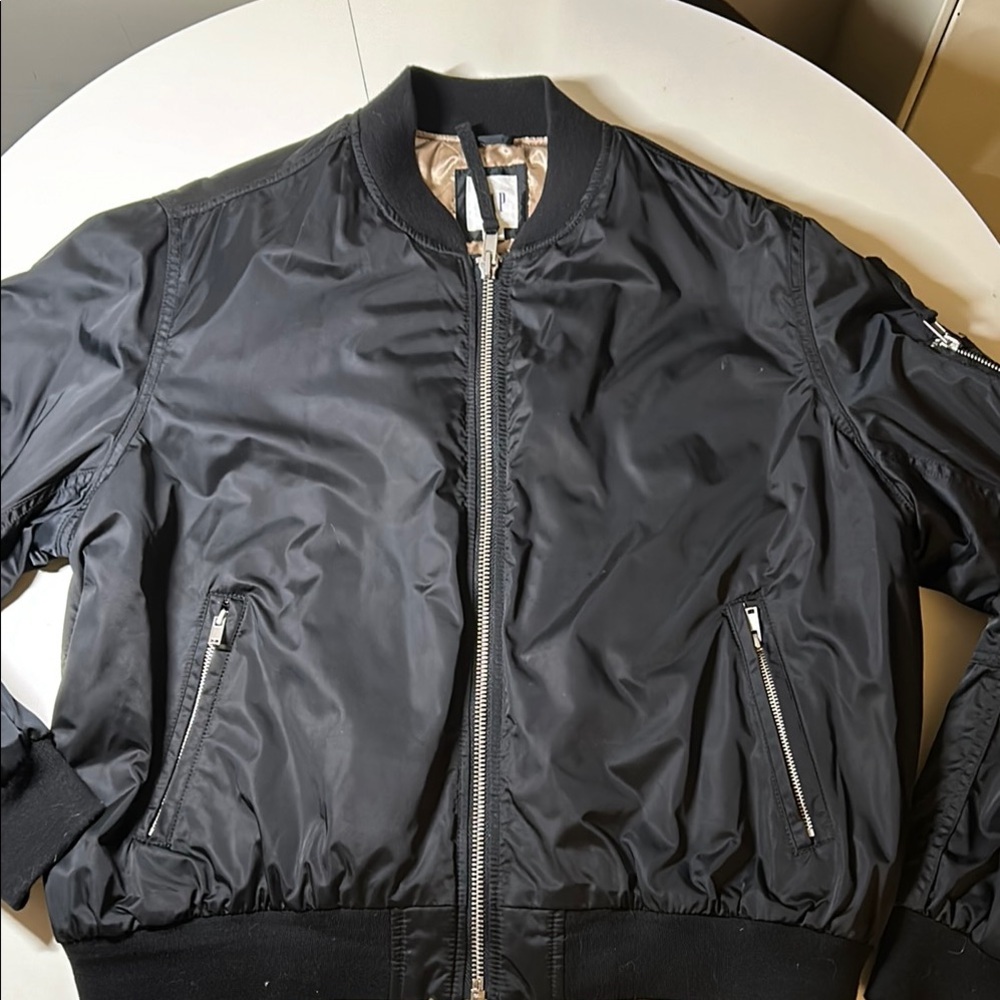 GAP women’s Black Bomber Jacket with Stand-Up Collar and Elastic Cuffs